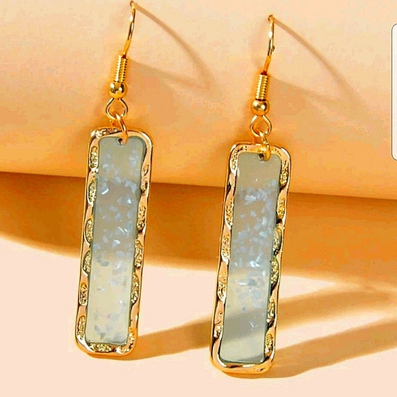 CLEARANCE 💖Geometric Drop Earrings - Picture 2 of 3